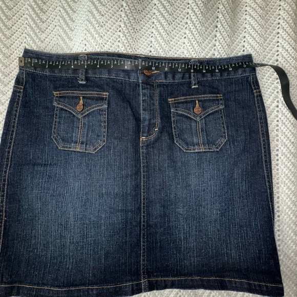 Women's Tommy Hilfiger Denim Mini Skirt - Size 12 - Picture 5 of 8